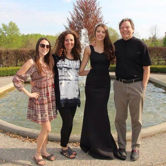 Meet your Posher, Emily - Picture 1 of 1